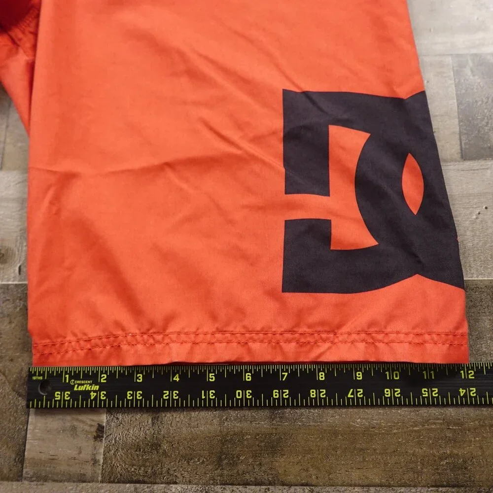 DC Shoes Men’s Board Shorts 38” Waist Red Black Logo Swim‎ Trunks Surf Skate